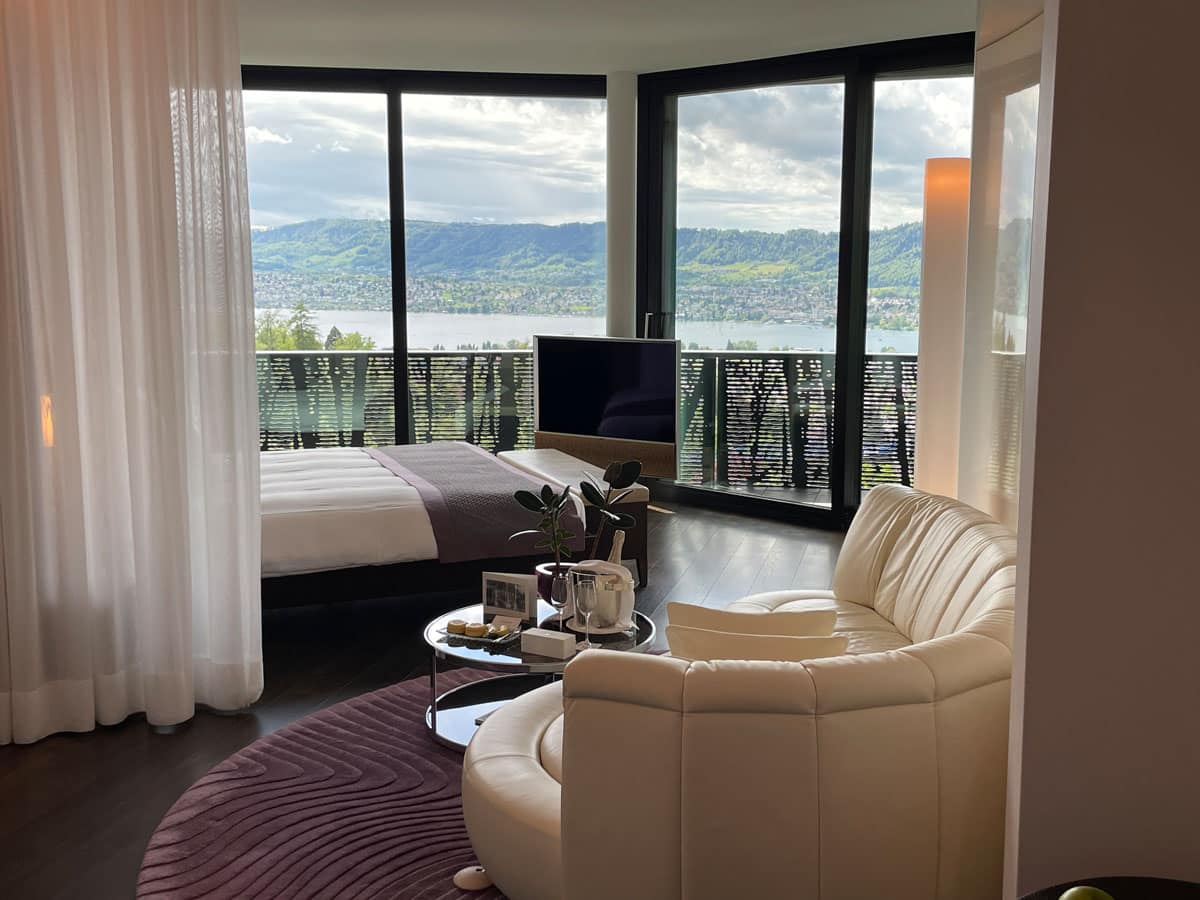 Stilvolle Zimmer mit Ausblick