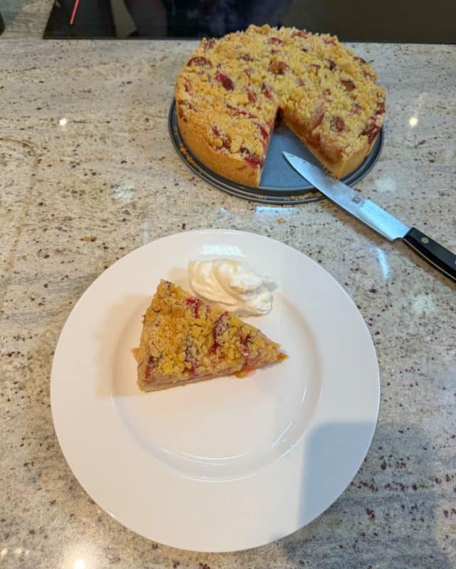 Kuchen servieren