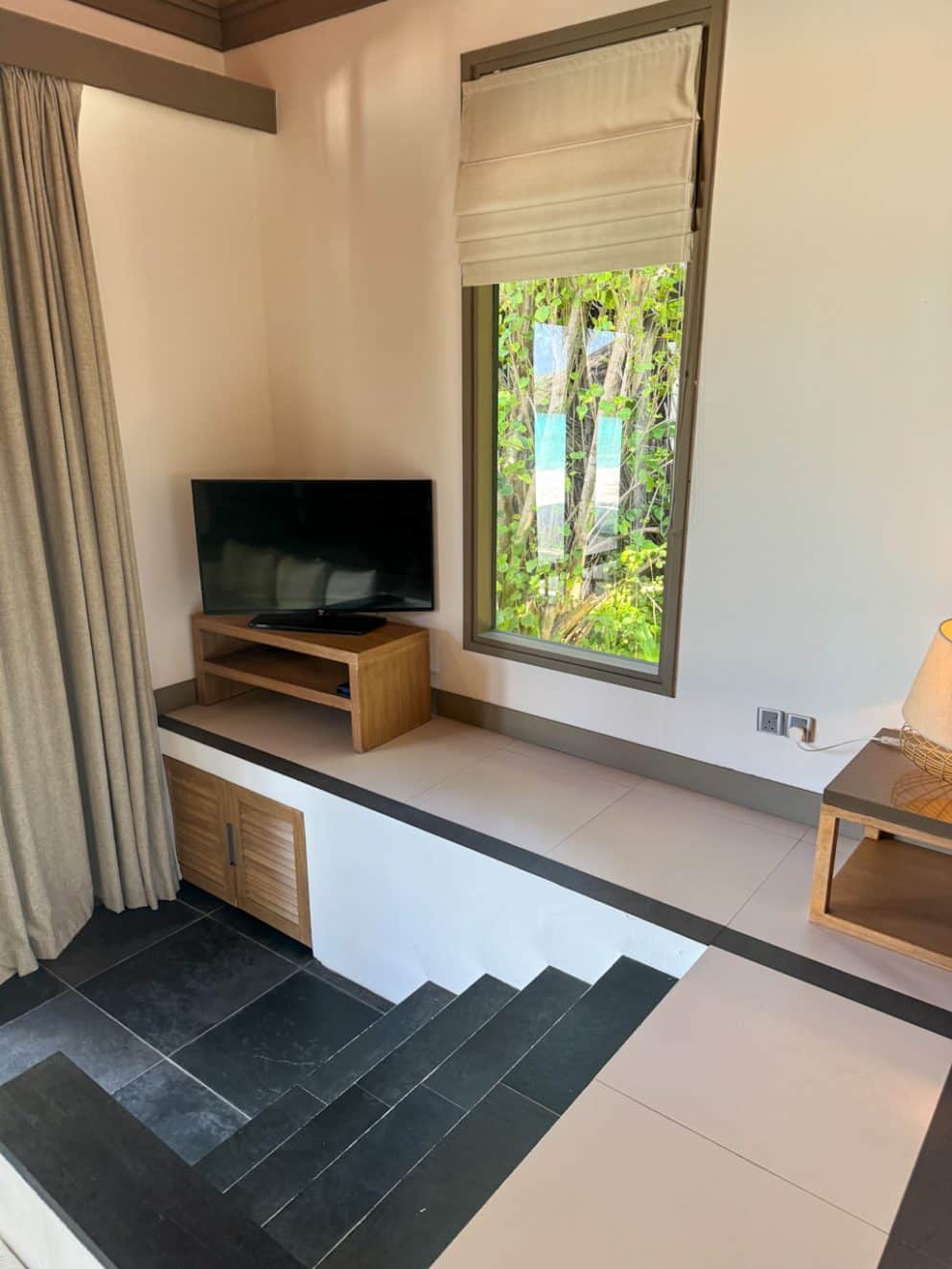 Strandvilla mit Pool Ja Manafaru Malediven