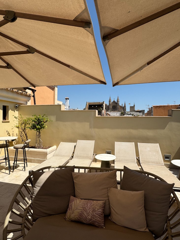 Dachterrasse,Das Palacio Can Marqués ist ein kleines, stilvolles Boutique-Hotel mitten in der Altstadt von Palma de Mallorca