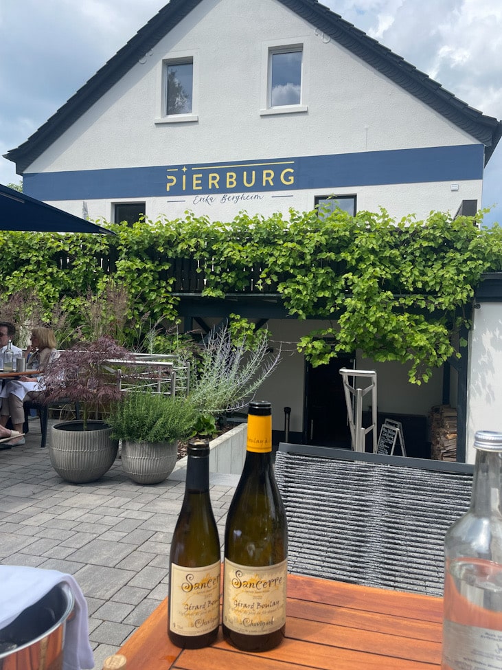Terasse Pierburg Essen- Kettwig Homeland foodlover ,hotelandfoodlover Hotel & Food Lover
