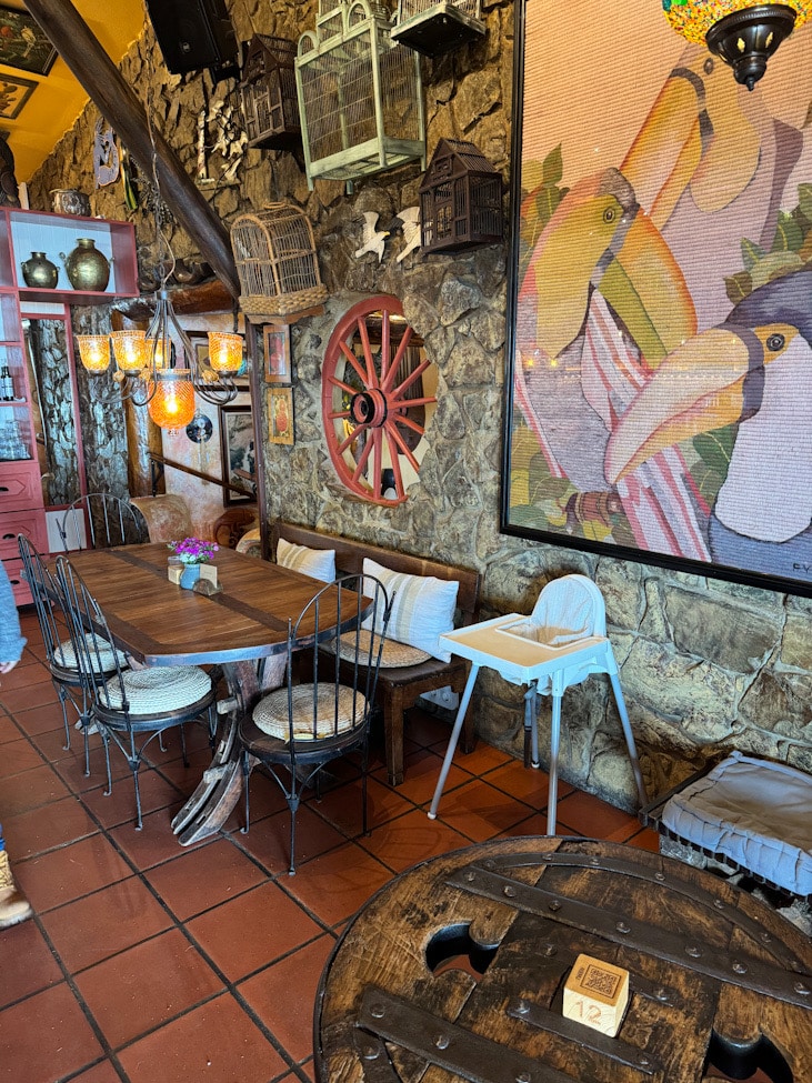 Restaurant Moinho Dom Quixote Innenbereich.Hotelandfoodlover,sandra eigen,hotelandfoodlover.hotel & foodlover