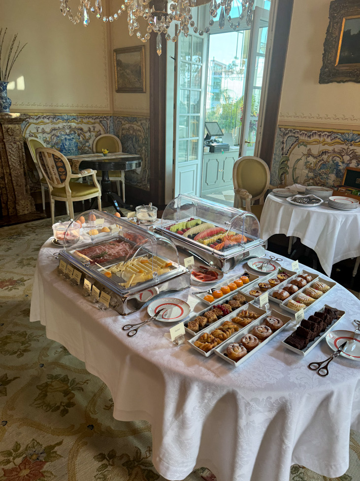 HOTEL ESTORIL VINTAGE Frühstück .hotel and foodlover ,hotelandfoodlover,sandra eigen