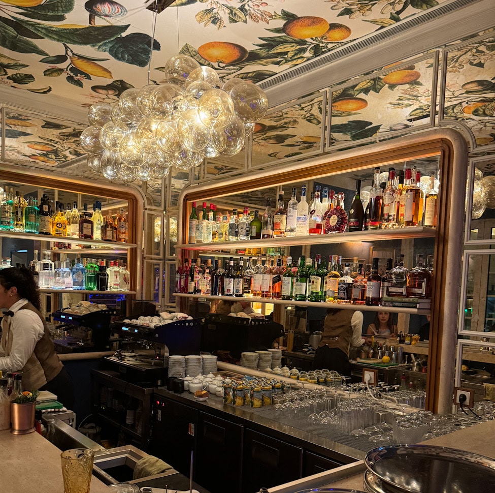 Corleone Ristorante al Mare ,Cascais. Bar