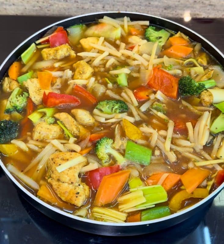 Schnelles Curry mit Huhn – Frisch, würzig & einfach gemacht. Sandra Eigen. hotelandfoodlover,hitelandfoodlover.hotel & foodlover