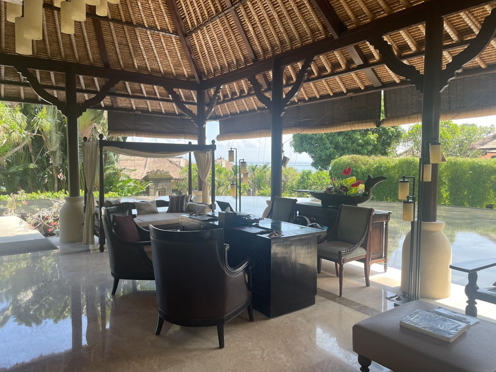 Empfangsbereich AYANA Villas Bali .hotelandfoodlover.sandra eigen
