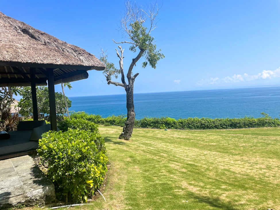 AYANA Villas Bali.Die Villa .Der Außenbereich.hotelandfoodlover.sandra eigen