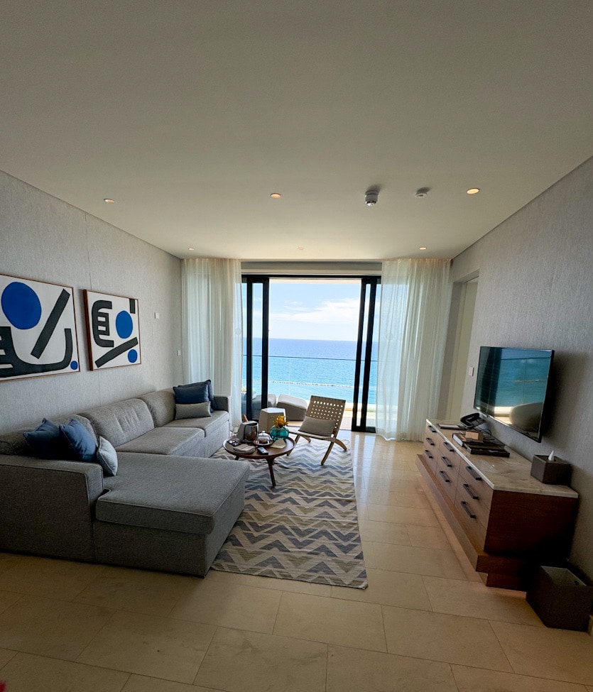 Wohnbereich der Penthouse-Suite im Amara Hotel
